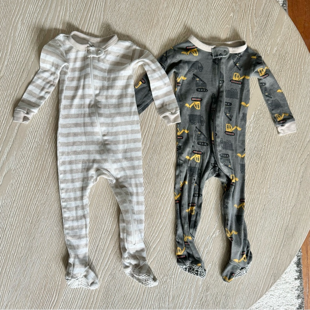 Gerber set of two footed onesie pajamas, 12 months